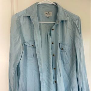 Women’s American Eagle Light Blue Button Down